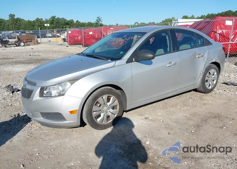2013 Chevrolet Cruze Ls Auto из США, поврежденный, VIN 1G1PA5SH2D7105737